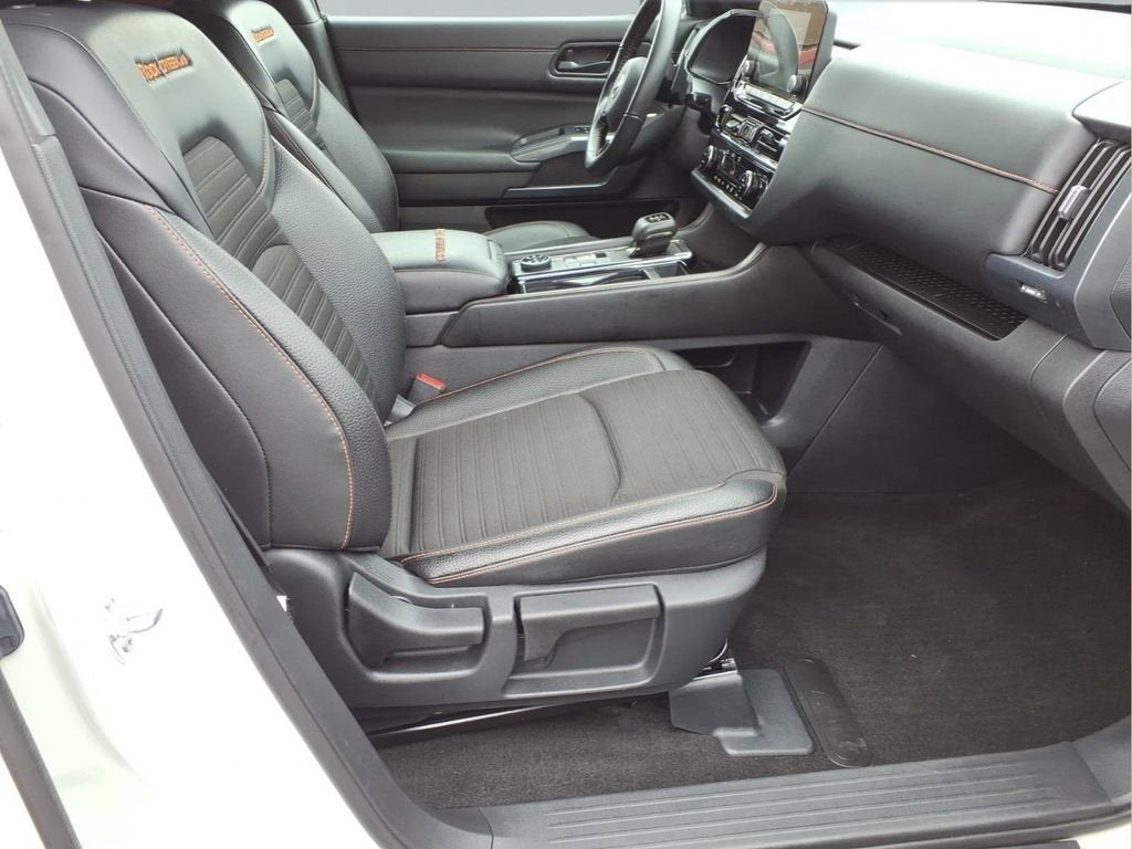 2025 Nissan Pathfinder Rock Creek