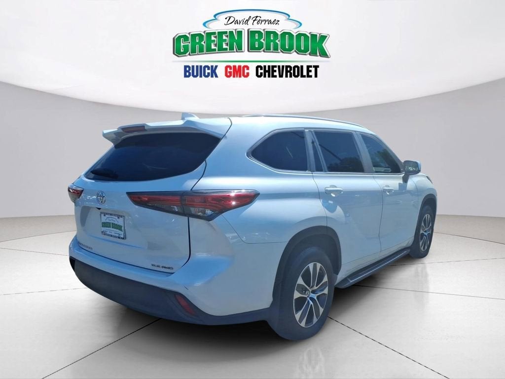 2023 Toyota Highlander L