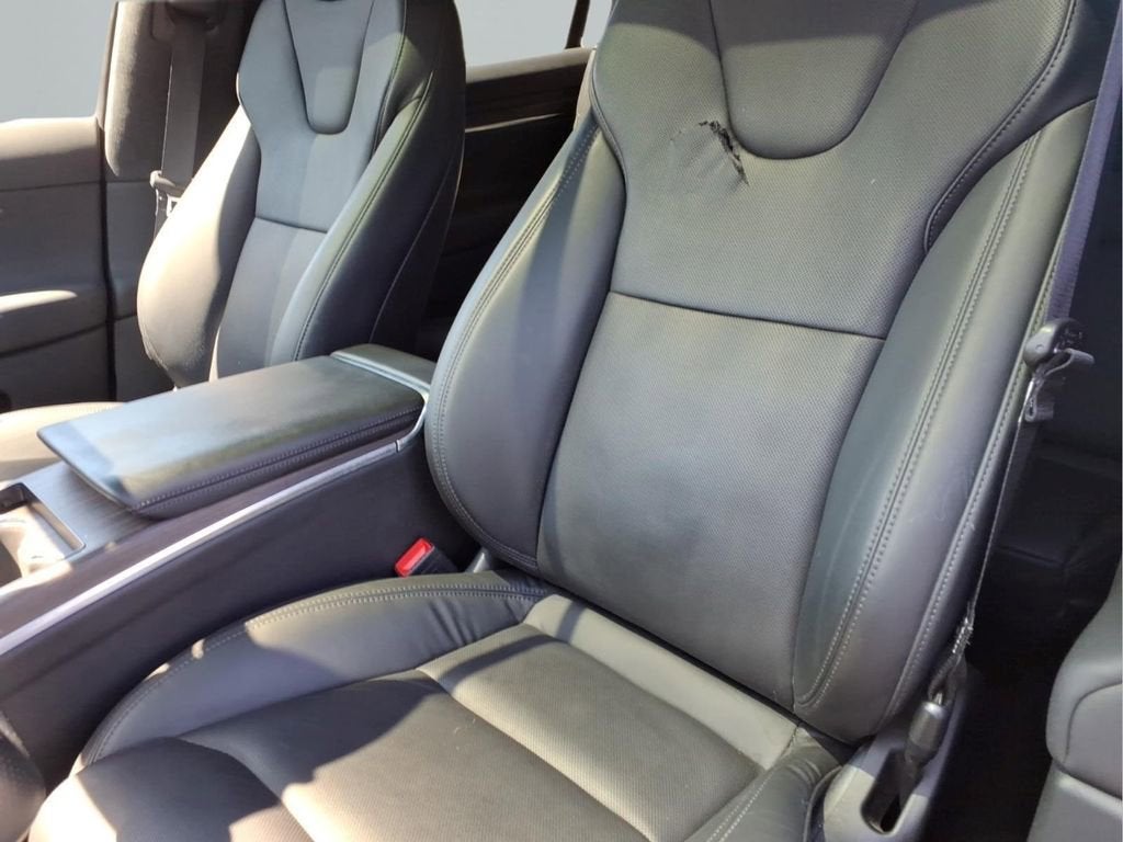 2022 Tesla Model X Base