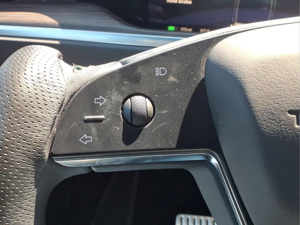 2022 Tesla Model X Base