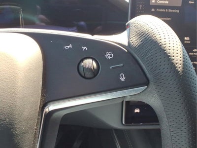 2022 Tesla Model X Base