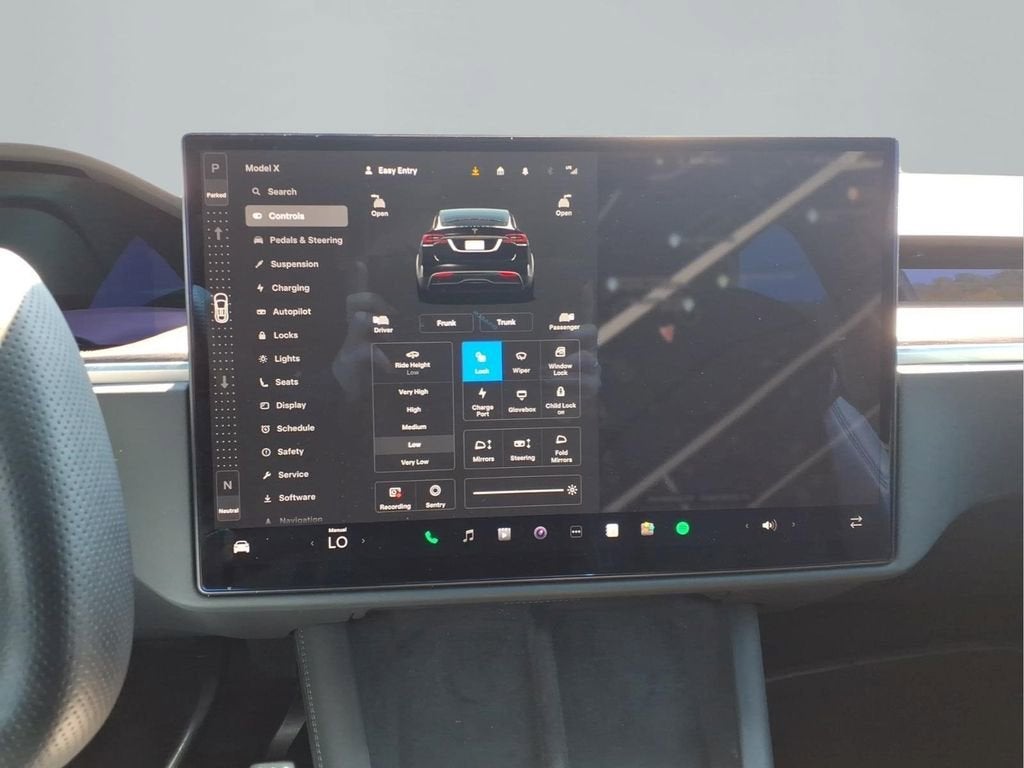 2022 Tesla Model X Base