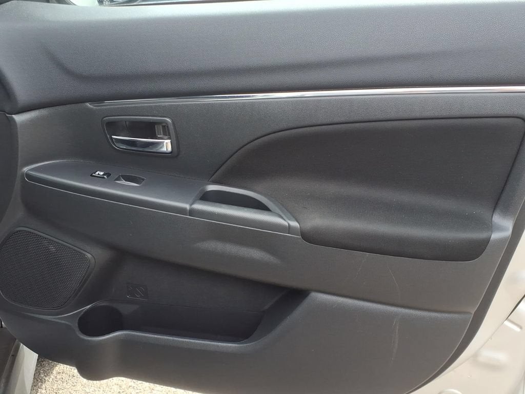 2024 Mitsubishi Outlander Sport S