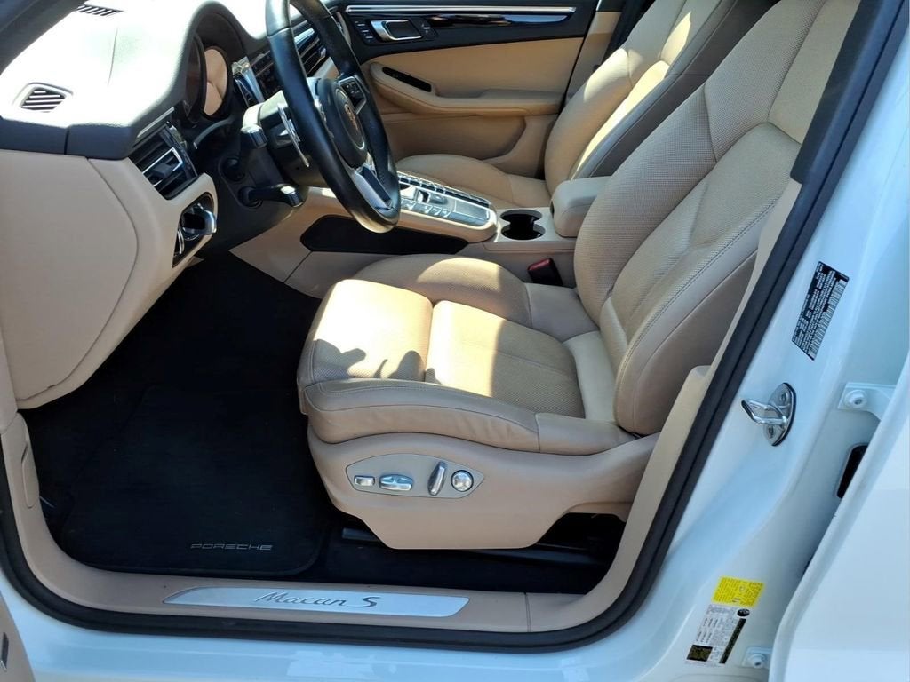 2020 Porsche Macan S