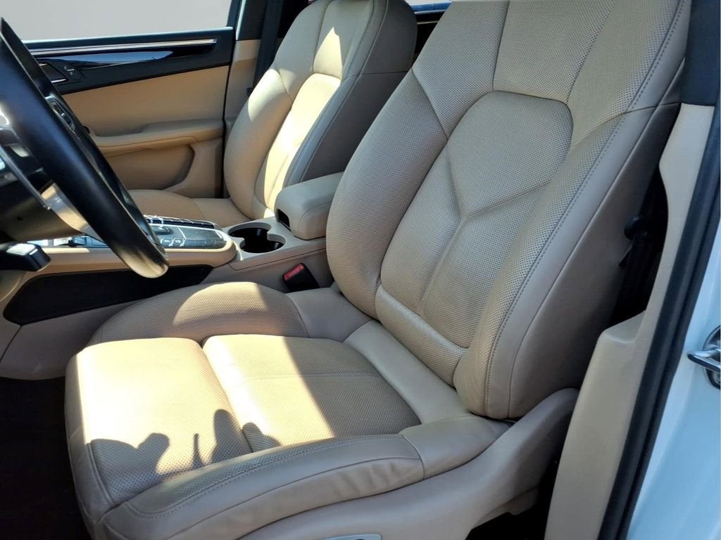 2020 Porsche Macan S