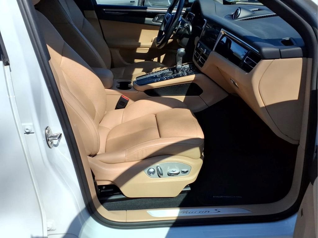 2020 Porsche Macan S